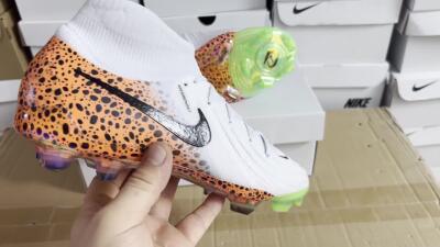 Nike Phantom Luna Elite NU FG Football Boots - White/Black/Orange
